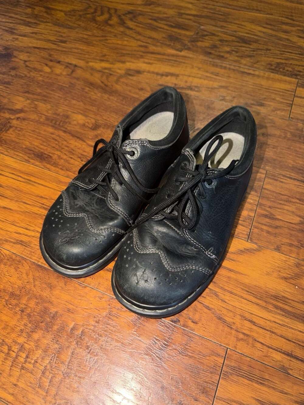 Dr. Martens Vintage 90s Black Leather Chunky Cap Toe Oxford Shoes